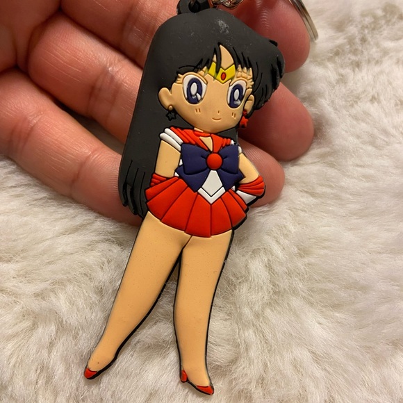 New thick Sailor Moon character  PVC keychain - Picture 1 of 5